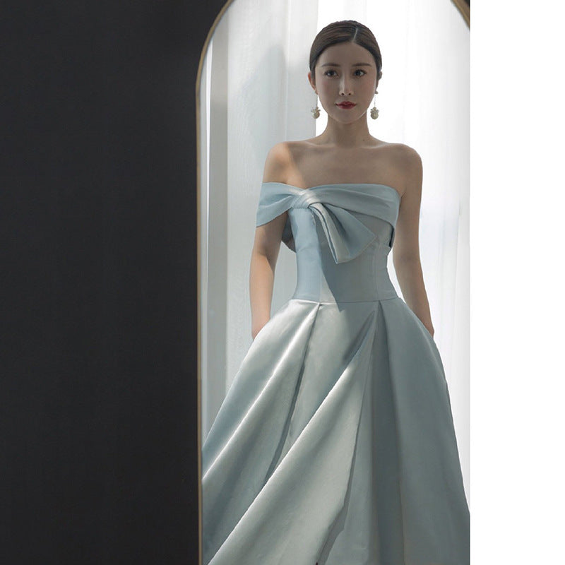 Long Elegant Evening High-Slit Host Banquet Dress